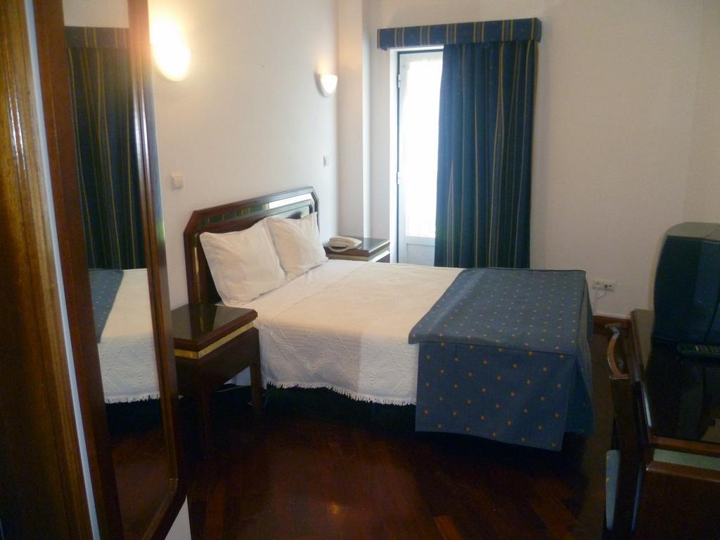 Residencial Imperial Hotel Luso  Phòng bức ảnh