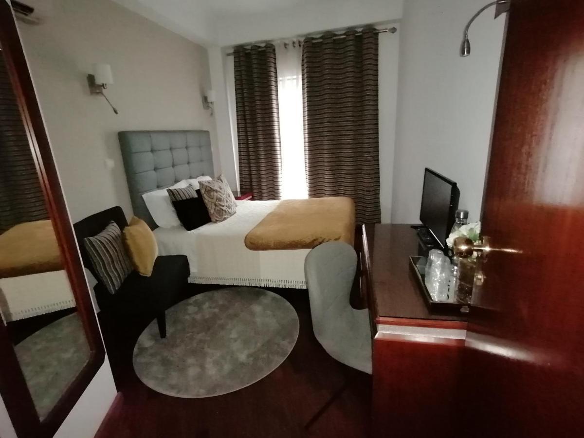 Residencial Imperial Hotel Luso  Ngoại thất bức ảnh